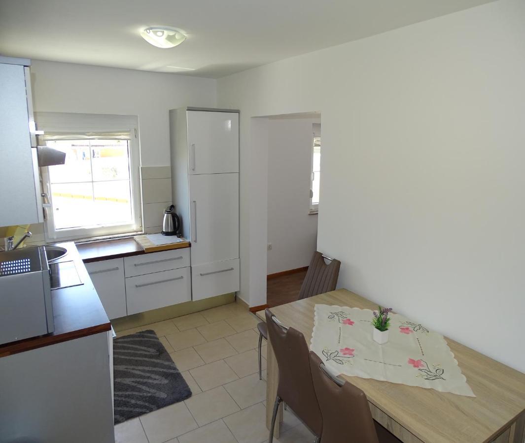Apartmani David Vir Eksteriør billede